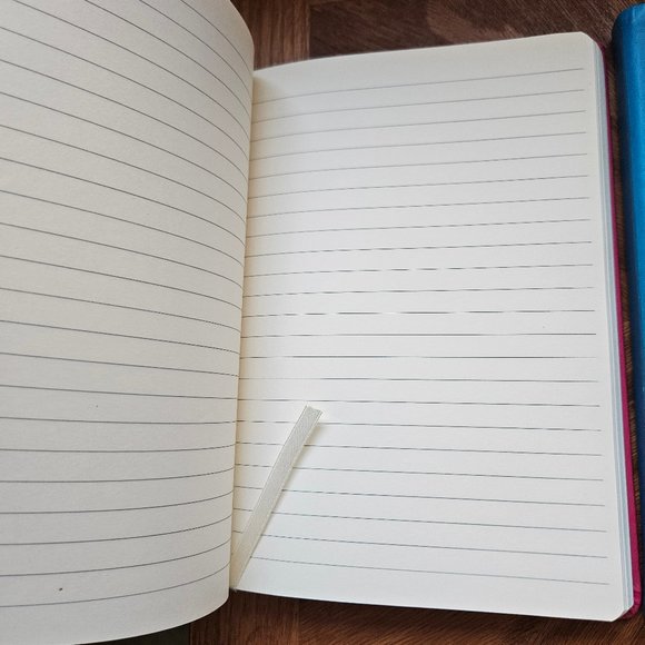 Blank Journals 📓 - Picture 5 of 8